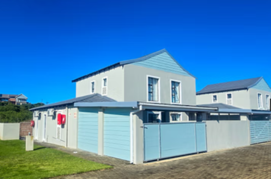 4 Bedroom Property for Sale in Paradise Beach Eastern Cape